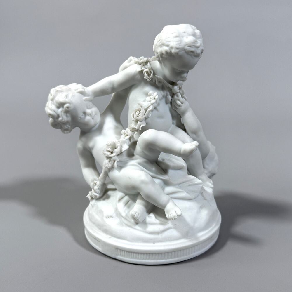 5.5" Porcelaine de Sevres - Putti playing - Biscuits Porcelain figurines Antique